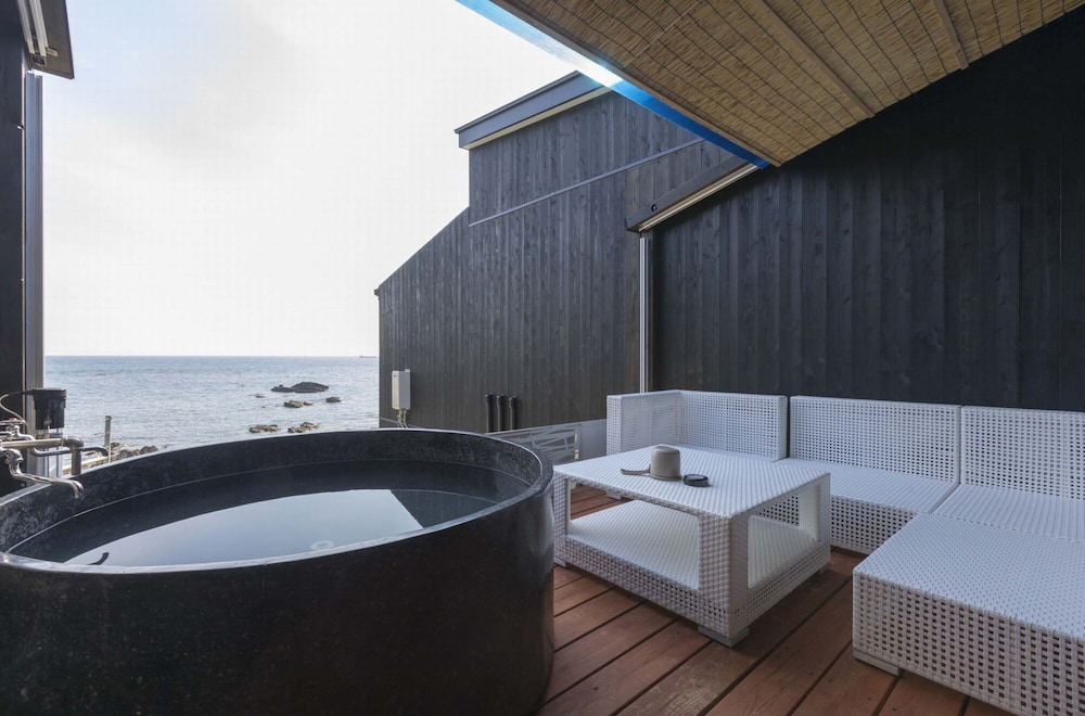 XYZ PRIVATE SPA AND SEASIDE RESORT 南紀白浜
