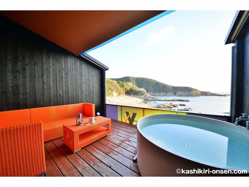 XYZ PRIVATE SPA AND SEASIDE RESORT 南紀白浜