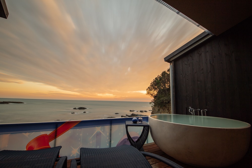 XYZ PRIVATE SPA AND SEASIDE RESORT 南紀白浜