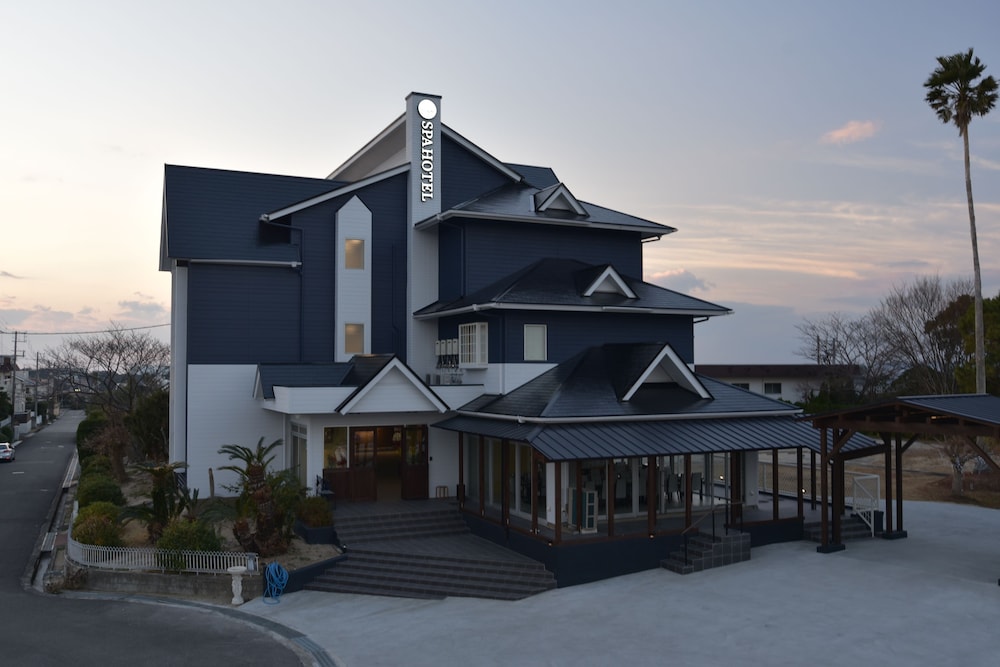 アレーズド・バレ　ＳＨＩＲＡＨＡＭＡ 南紀白浜