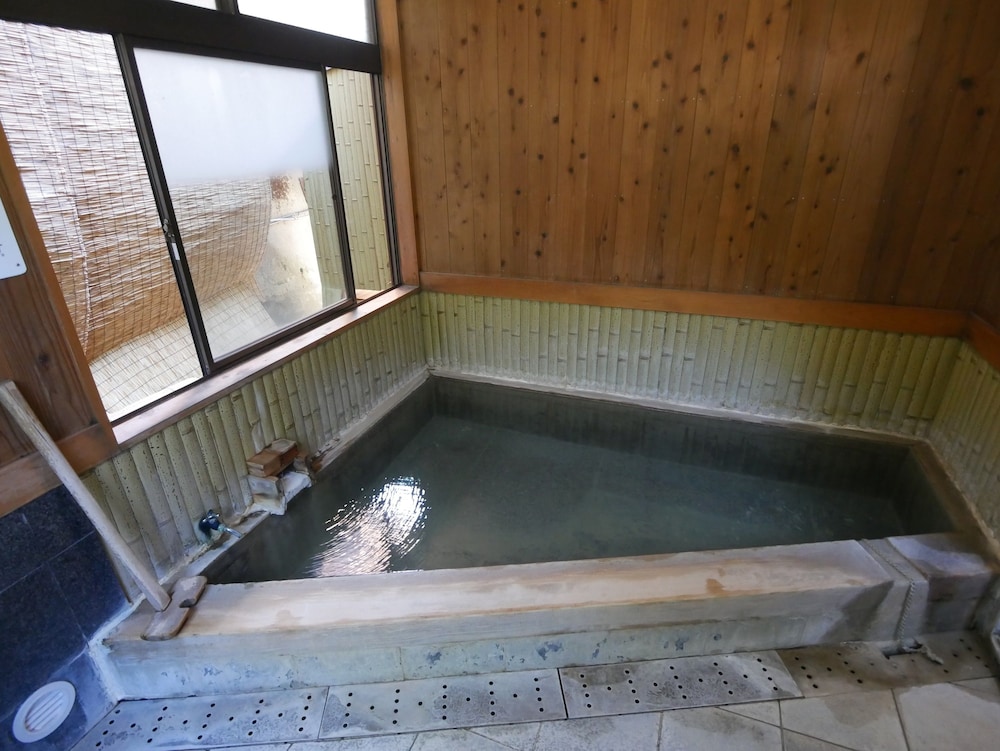 ジェイホッパーズ熊野湯峰ゲストハウス 南紀白浜