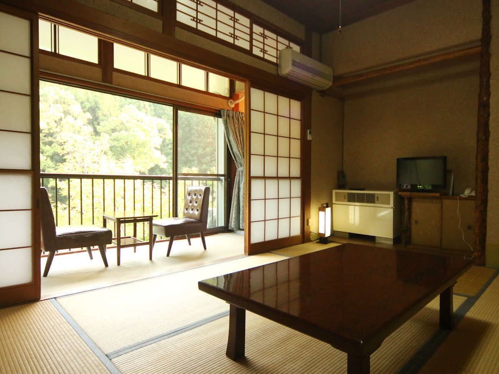 KAWAYU ONSEN KAMEYA RYOKAN 南紀白浜