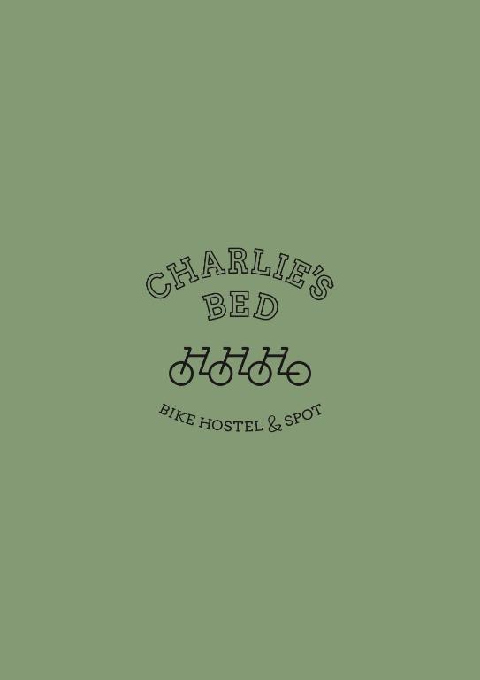 Charlie's Bed 南紀白浜