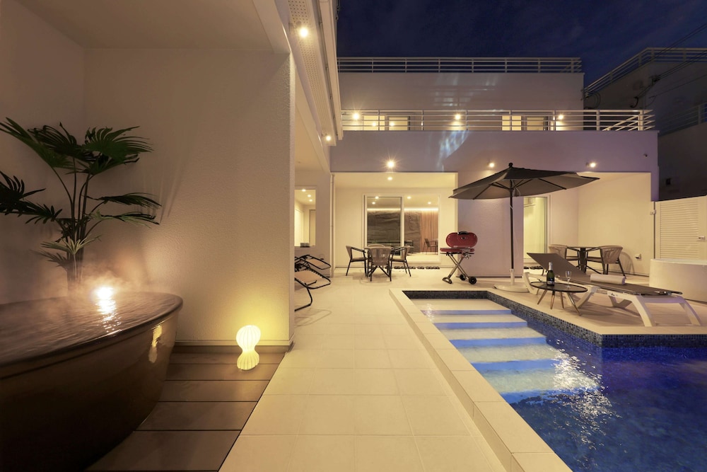 クリスタルヴィラ白良浜ビーチ 南紀白浜