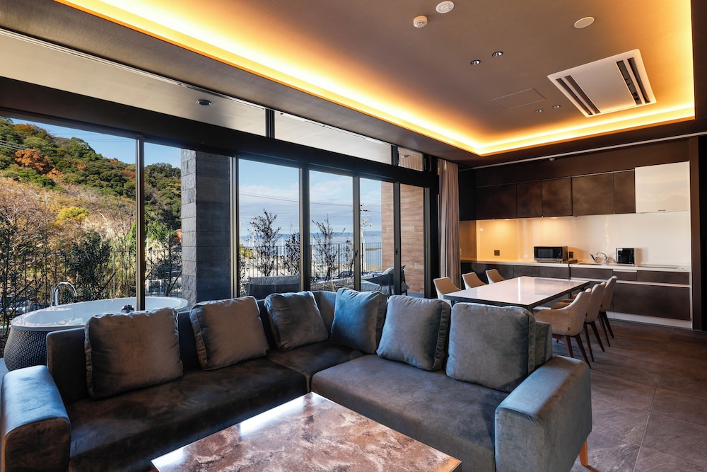 FIVE SPRING RESORT THE SHIRAHAMA 南紀白浜