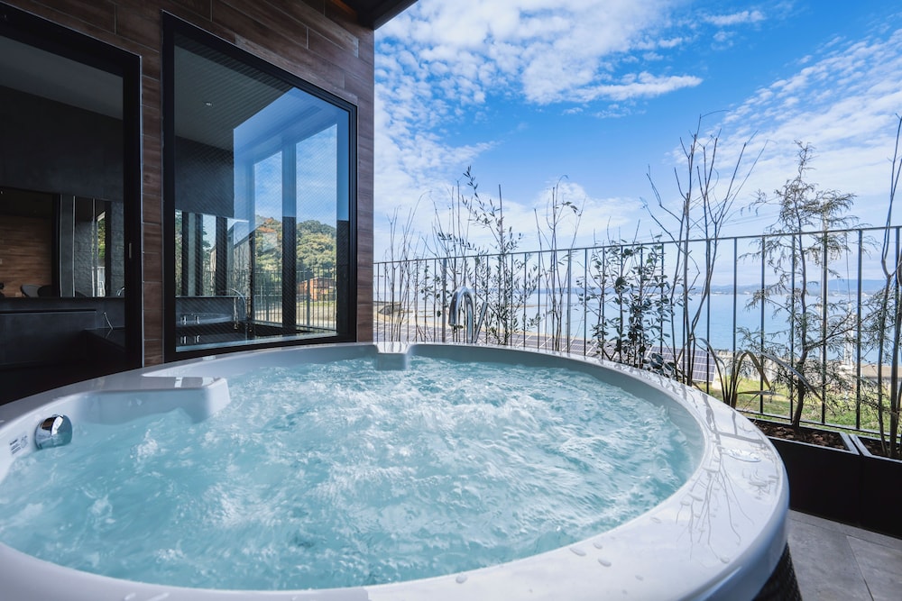 FIVE SPRING RESORT THE SHIRAHAMA 南紀白浜