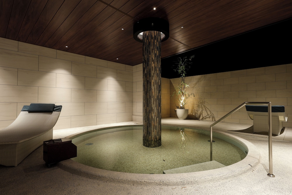 FIVE SPRING RESORT THE SHIRAHAMA 南紀白浜