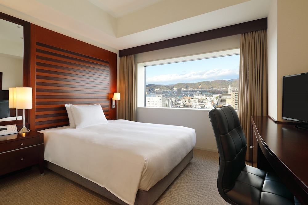 ANA クラウンプラザホテル岡山 IHG ホテル 岡山