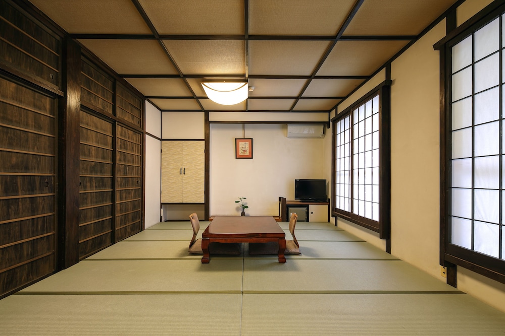 ゆばらの宿 米屋 岡山