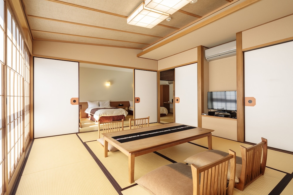 美作三湯 湯郷温泉 季譜の里 岡山