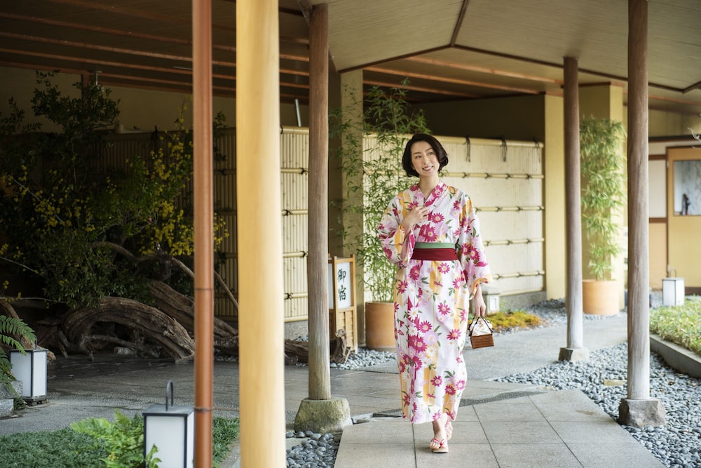 美作三湯 湯郷温泉 季譜の里 岡山