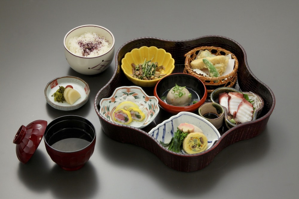 料理旅館 鶴形 岡山