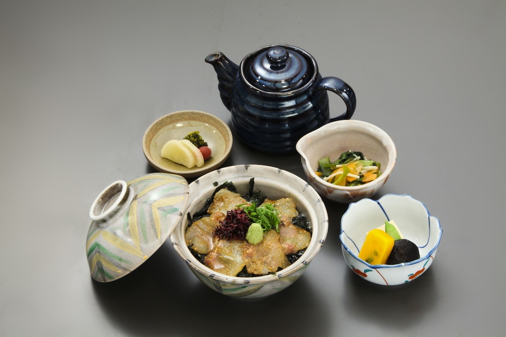 料理旅館 鶴形 岡山