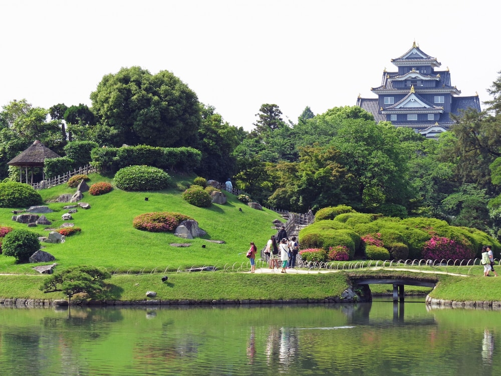 東横 INN 岡山駅西口右 岡山