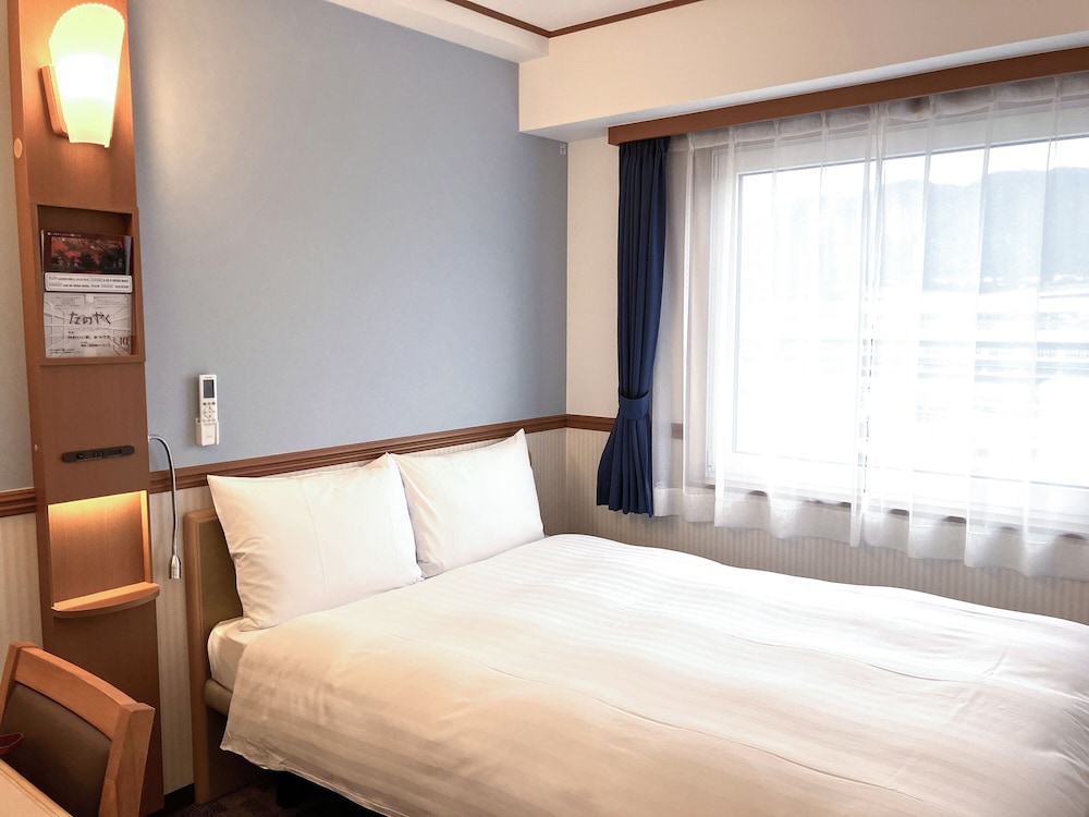 東横 INN 岡山駅西口広場 岡山