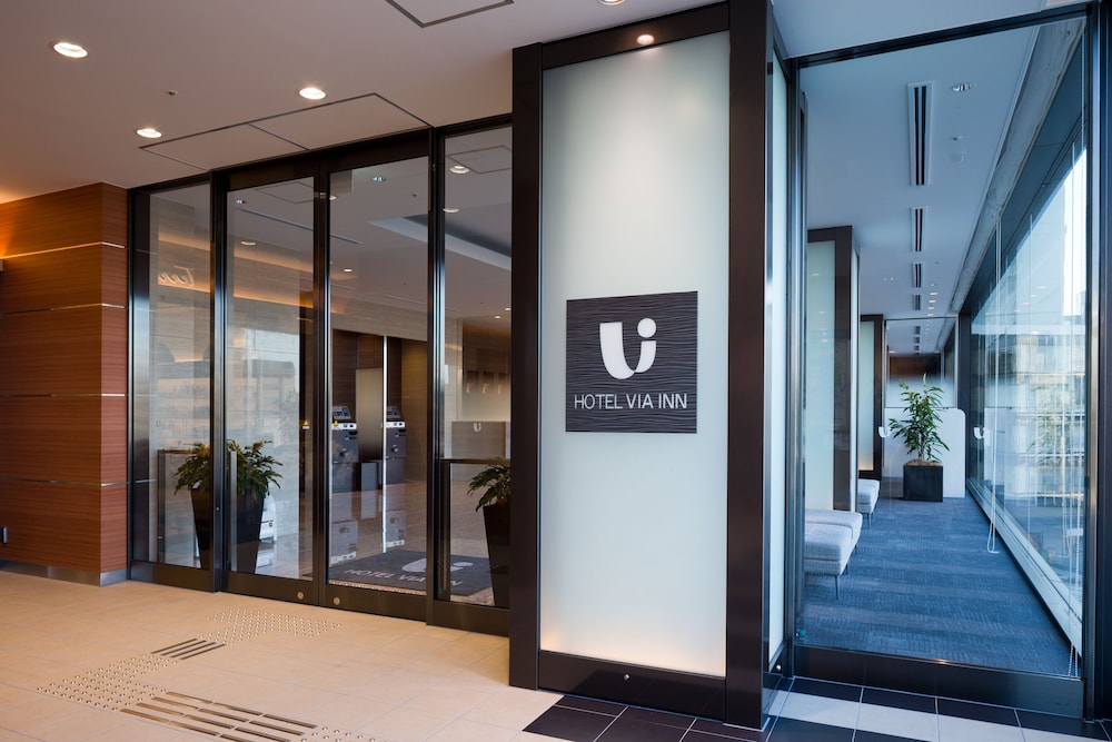 JR 西日本グループ ヴィアイン岡山 岡山