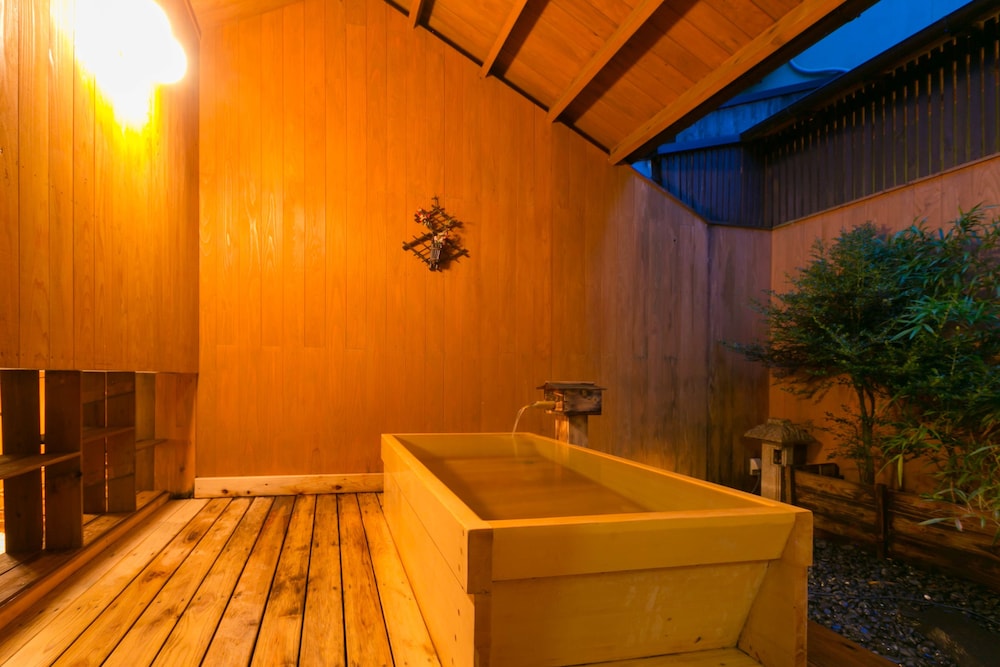 湯めぐりの宿 松の家 花泉 岡山