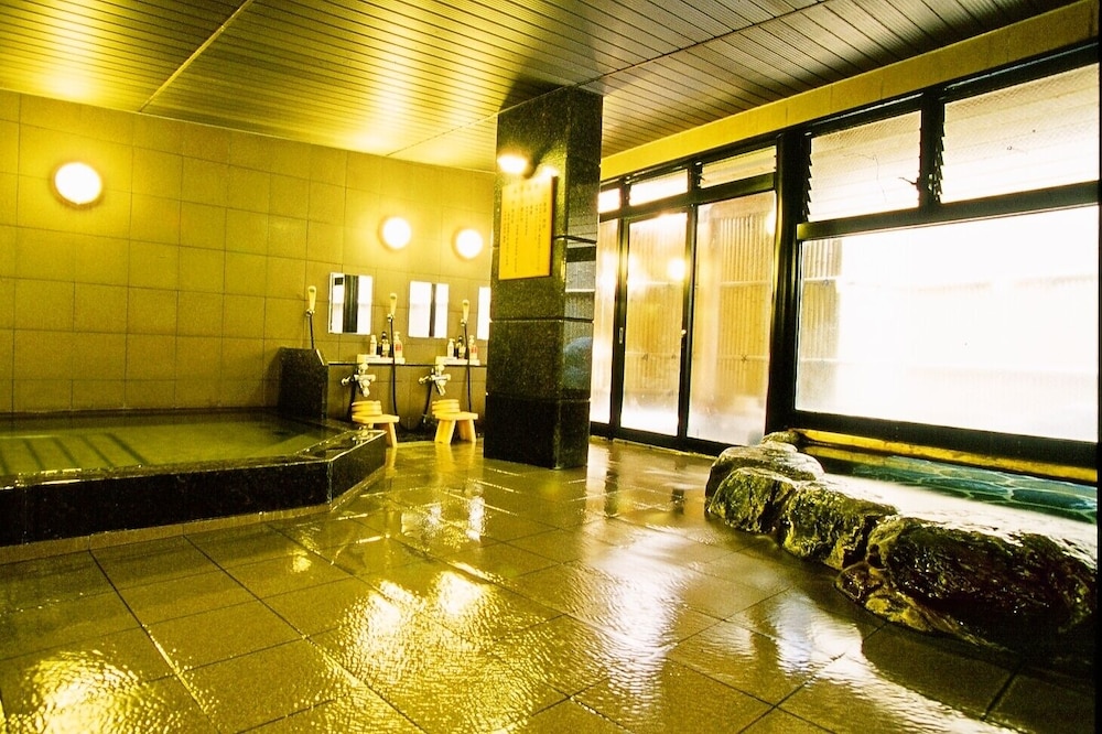 湯の蔵つるや 岡山