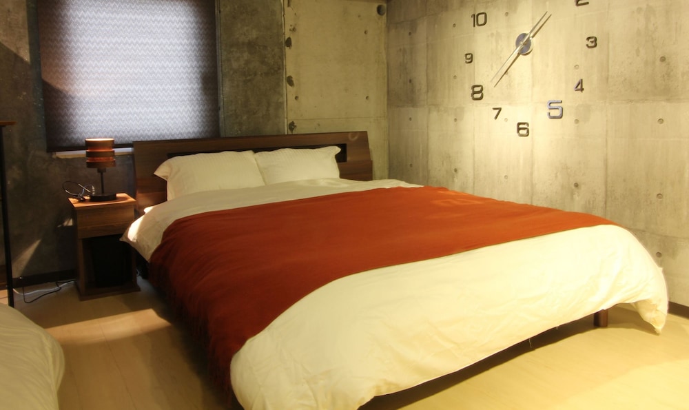 ALPHABED 岡山桃太郎通り 岡山