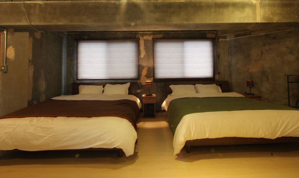 ALPHABED 岡山桃太郎通り 岡山