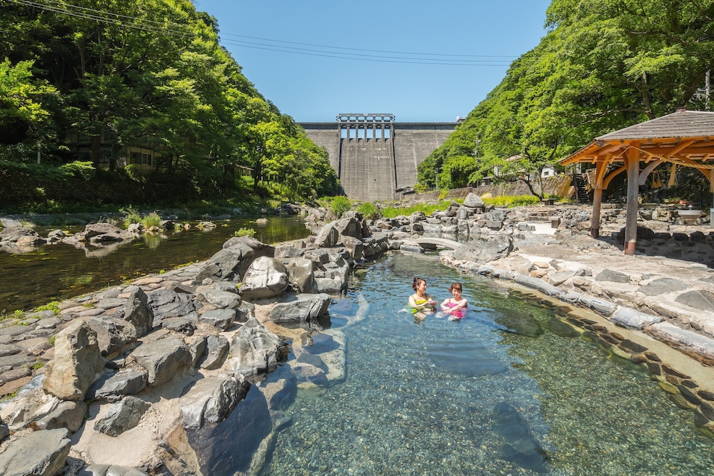 砂湯のお膝元 湯原国際観光ホテル 菊之湯 岡山