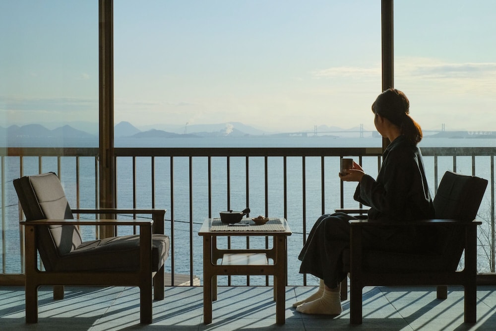 DENIM HOSTEL FLOAT 岡山