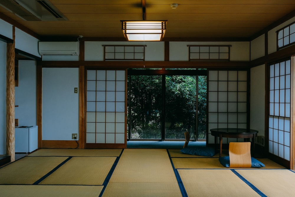 DENIM HOSTEL FLOAT 岡山