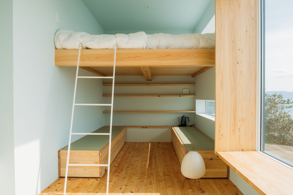 DENIM HOSTEL FLOAT 岡山