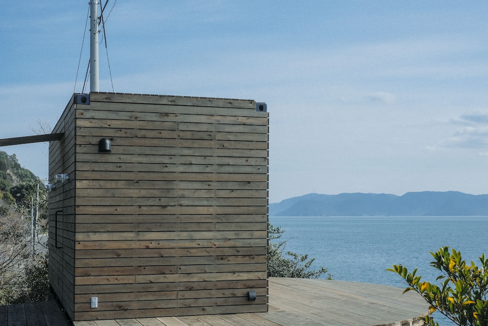 DENIM HOSTEL FLOAT 岡山