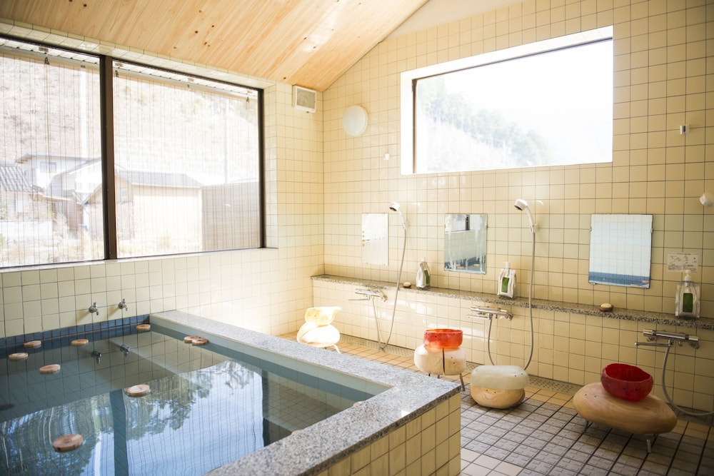 あわくら温泉 元湯 岡山