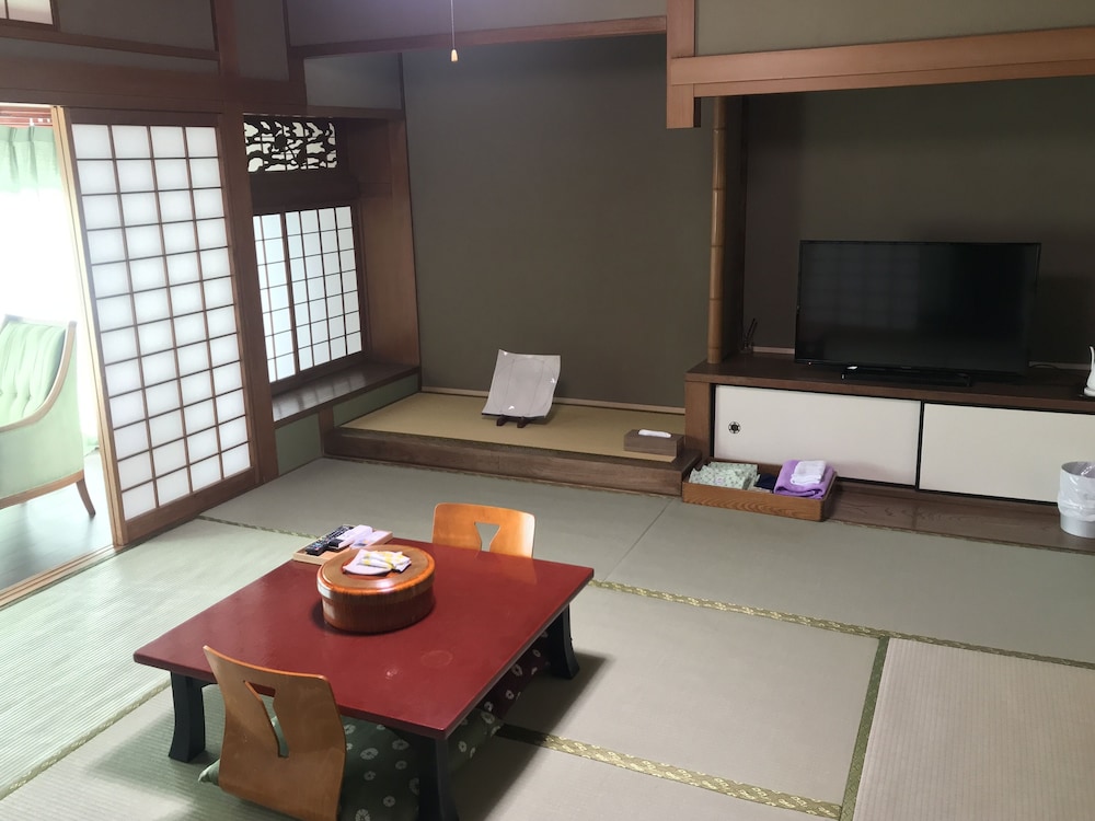 奥津温泉 池田屋 河鹿園 岡山