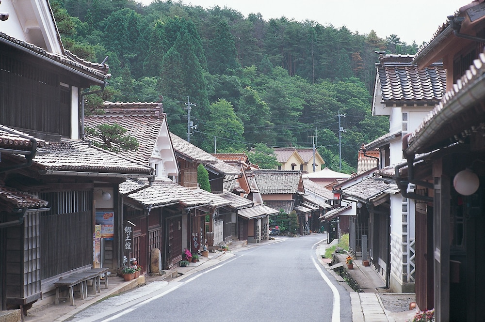 ゲストハウス ELEVEN VILLAGE 吹屋 岡山