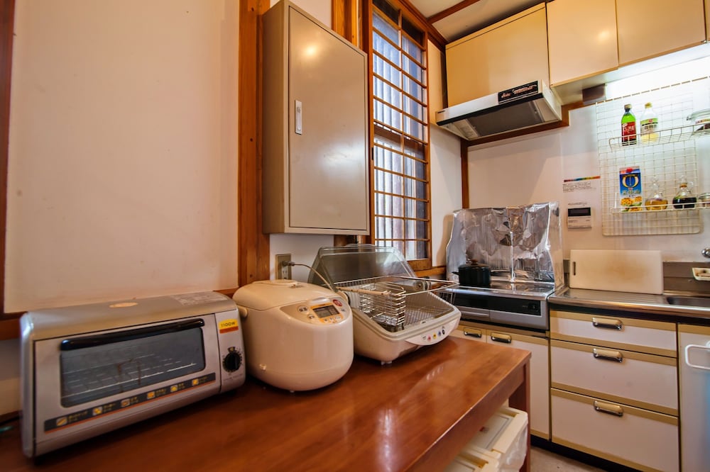 ゲストハウス ELEVEN VILLAGE 吹屋 岡山