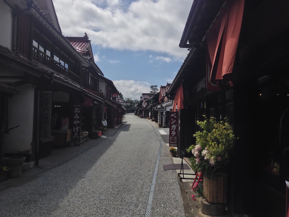 ゲストハウス ELEVEN VILLAGE 吹屋 岡山