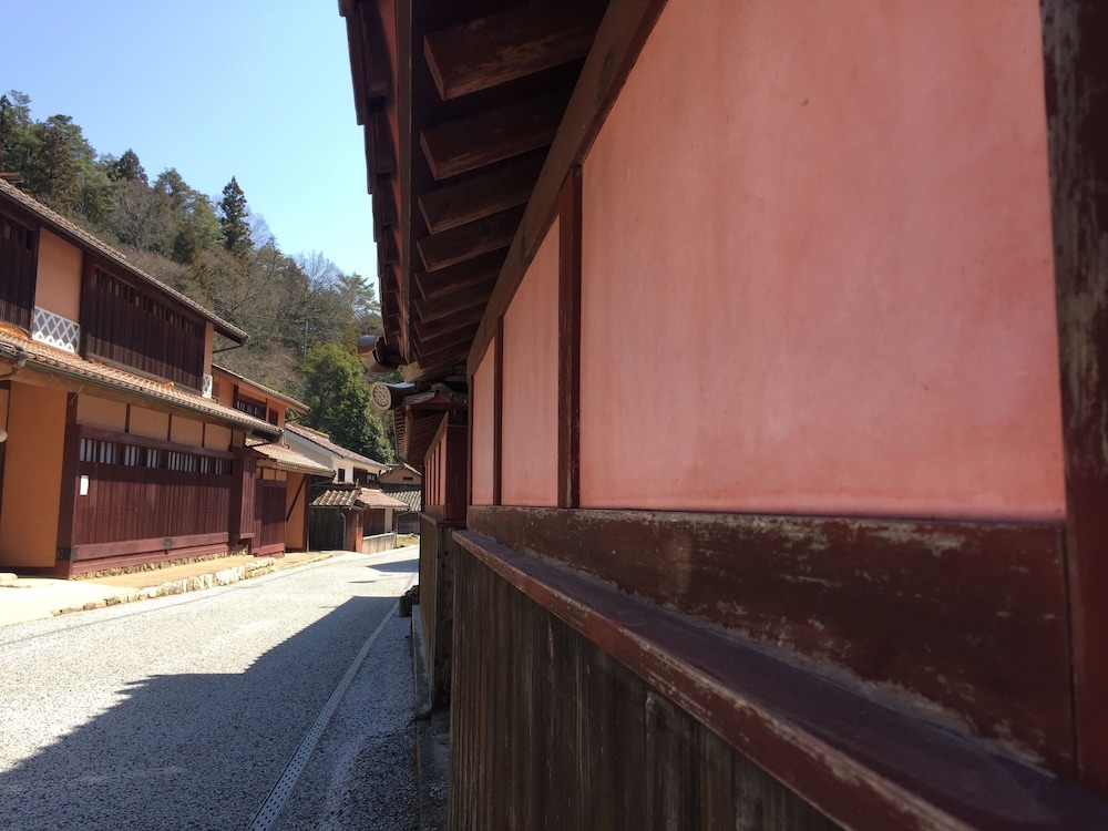 ゲストハウス ELEVEN VILLAGE 吹屋 岡山