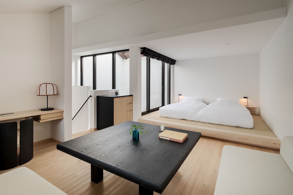 撚る屋 YORUYA 岡山