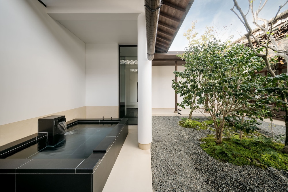 撚る屋 YORUYA 岡山