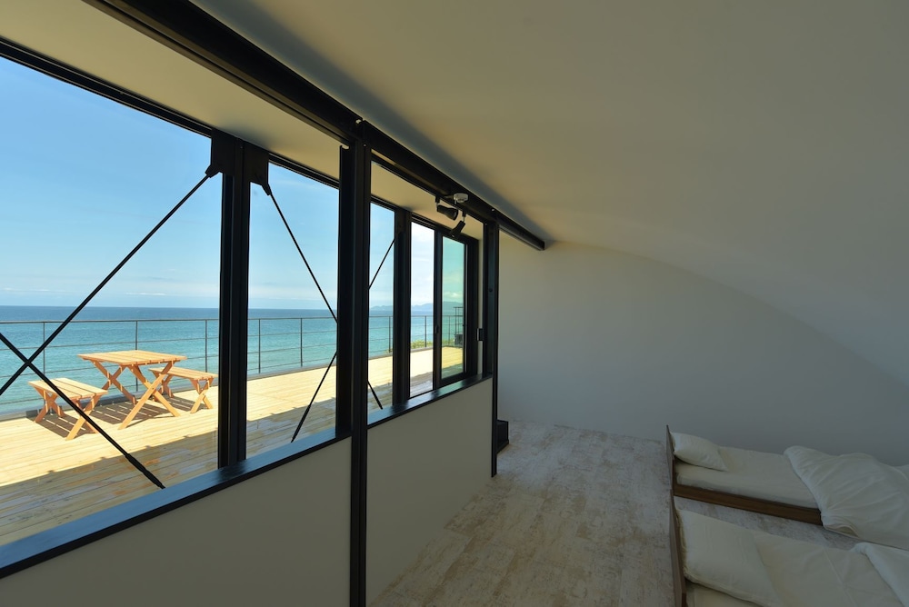 OCEAN BASE HAGANE 出雲