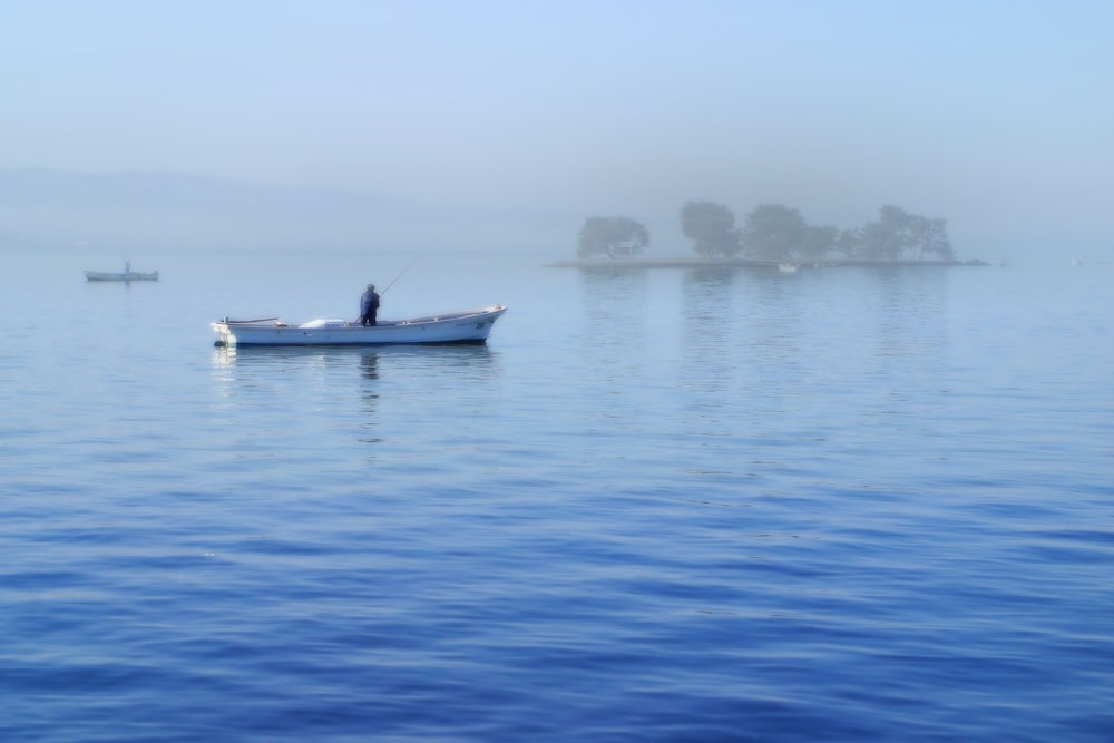夕景湖畔 すいてんかく 出雲