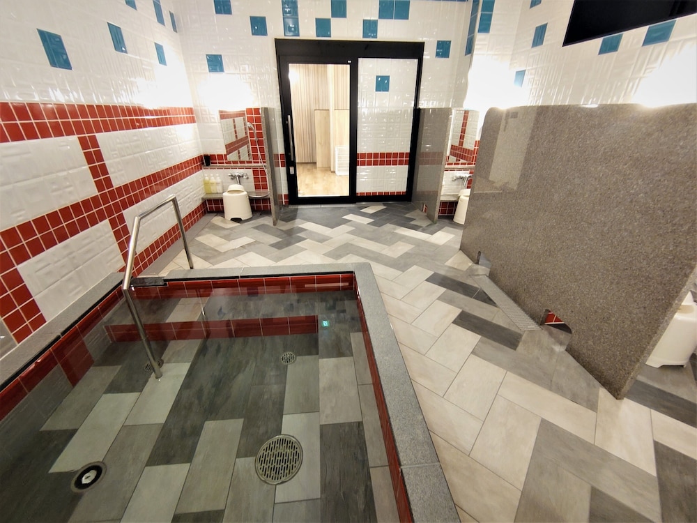 グリーンリッチホテル松江駅ACROSS 人工温泉·二股湯の華 出雲