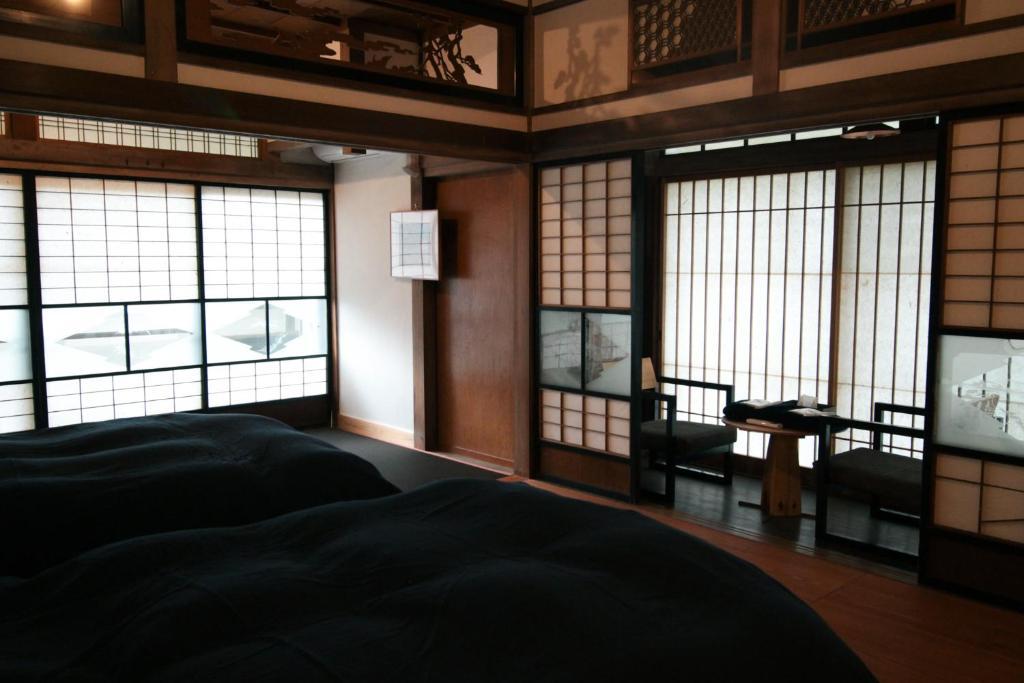 HÏSOM 湯里 出雲