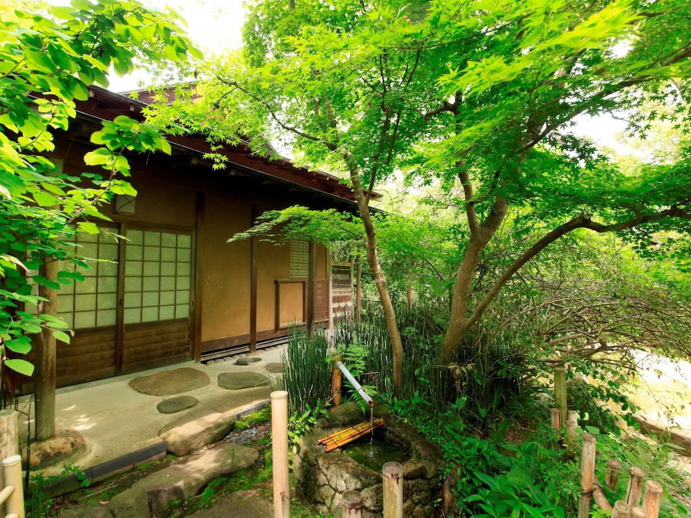 ホテル賀茂川荘 広島