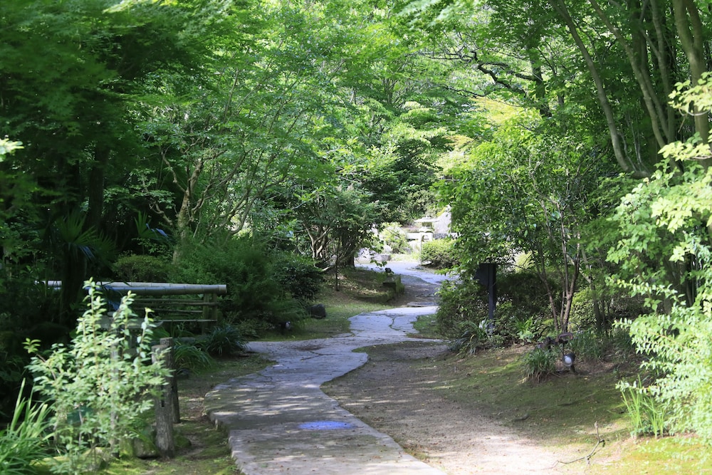 ホテル賀茂川荘 広島