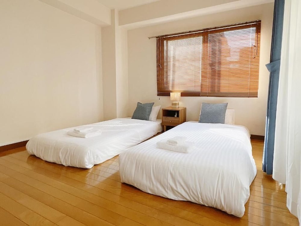 PINE TREE HOTEL 広島