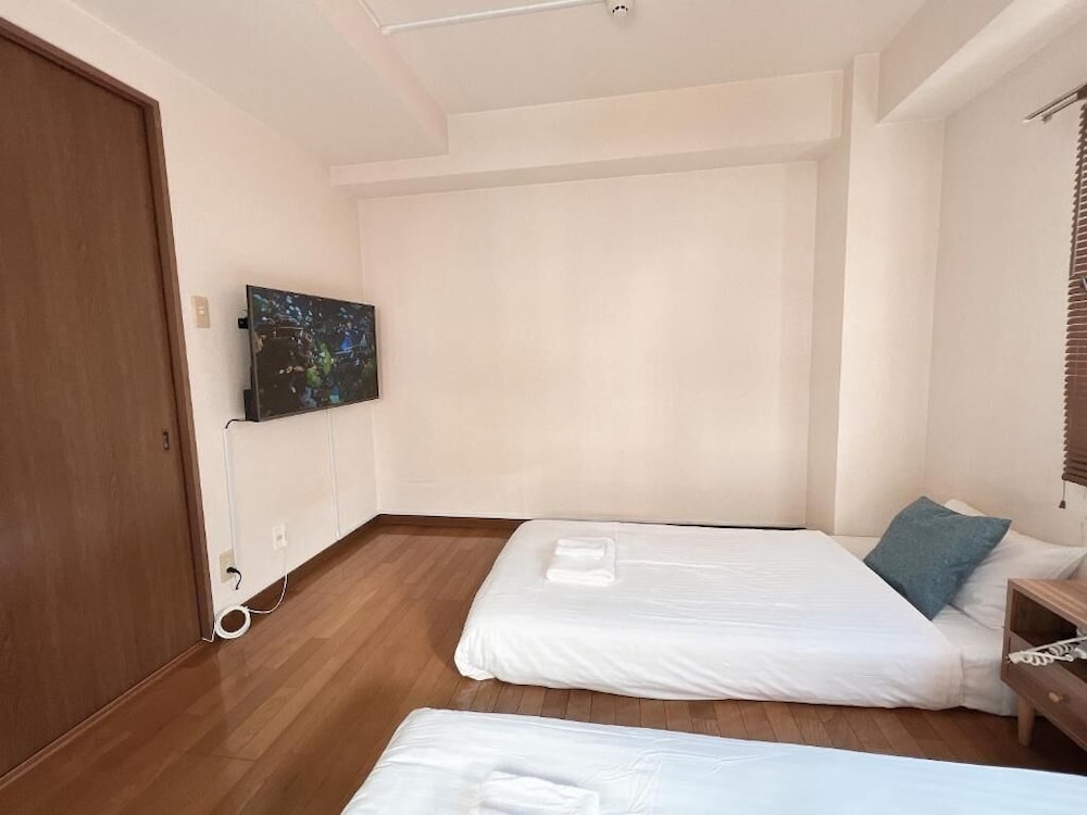 PINE TREE HOTEL 広島