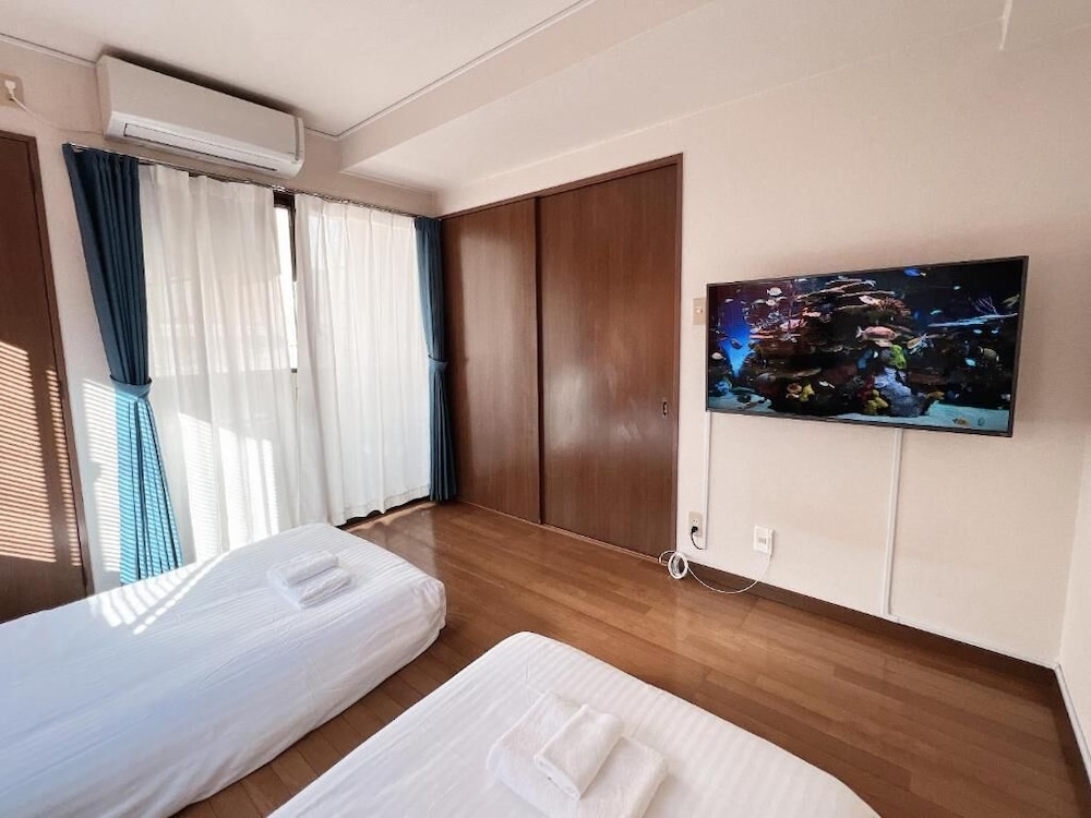 PINE TREE HOTEL 広島