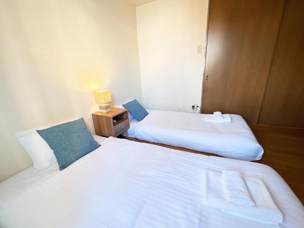 PINE TREE HOTEL 広島