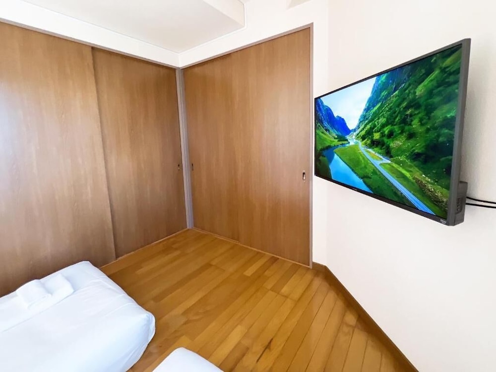 PINE TREE HOTEL 広島