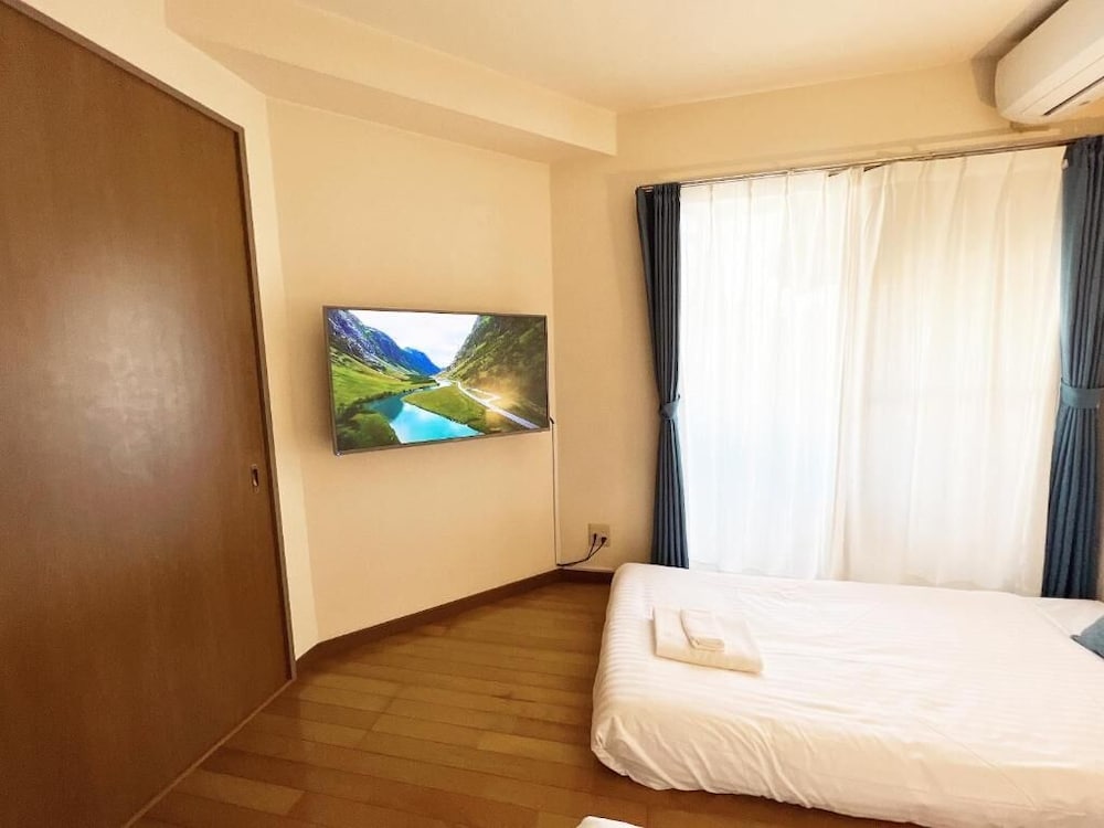 PINE TREE HOTEL 広島