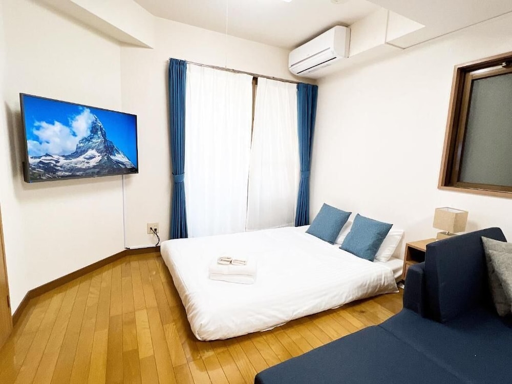PINE TREE HOTEL 広島